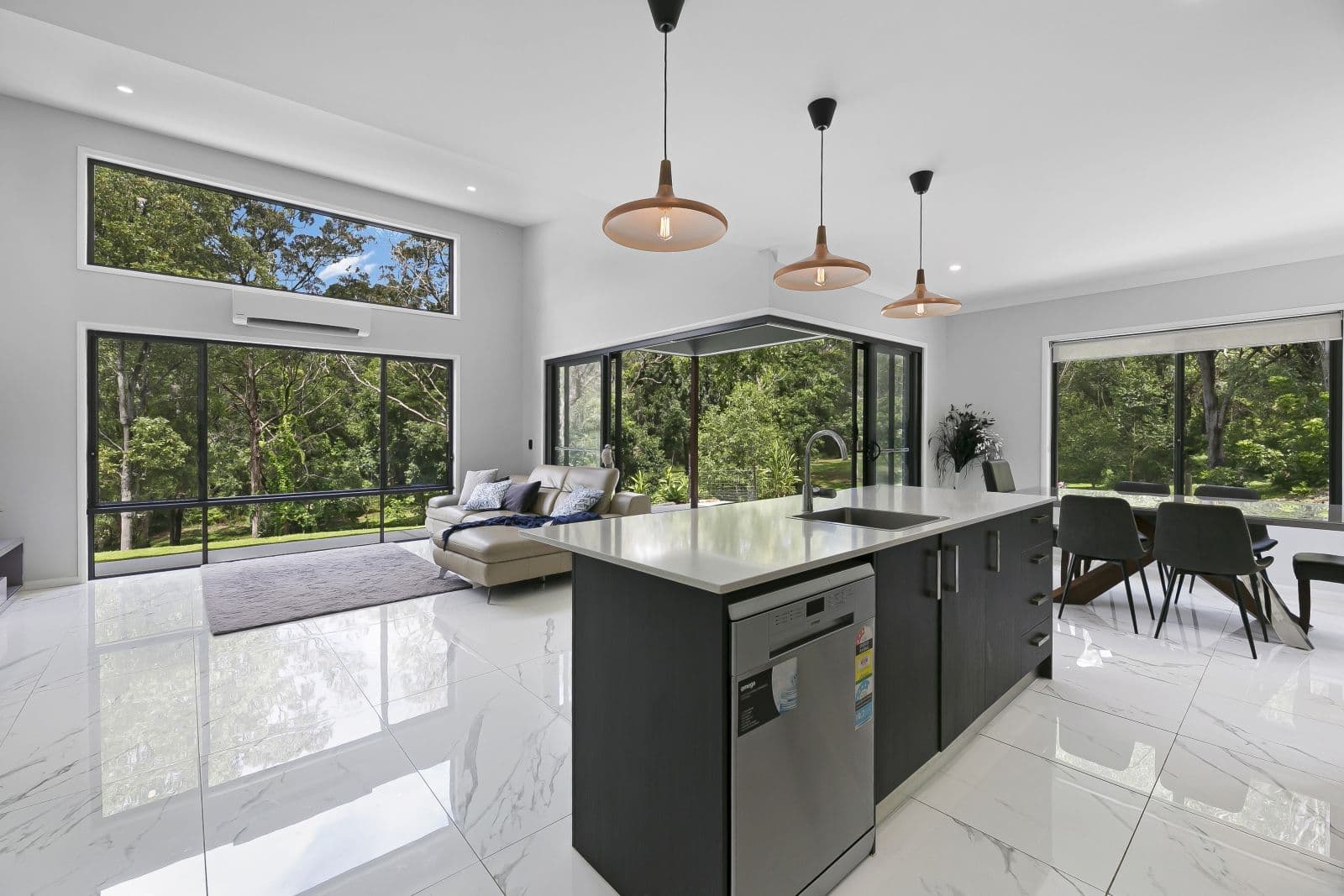 458 Bonogin Road, Bonogin QLD 4213, Bonogin - Thumbnail 5