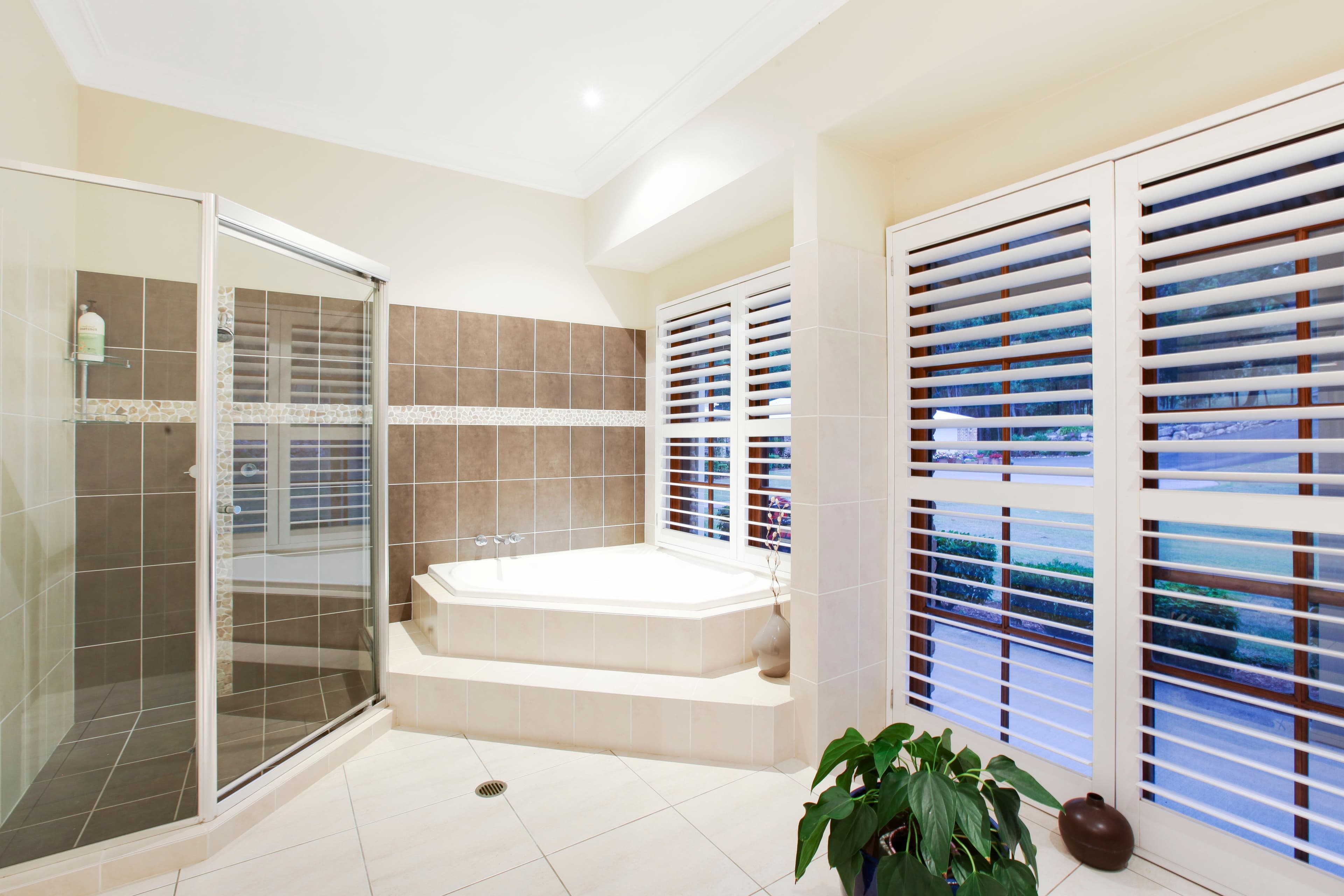47 Glenrowan Drive, Tallai QLD 4213, Tallai - Thumbnail 4