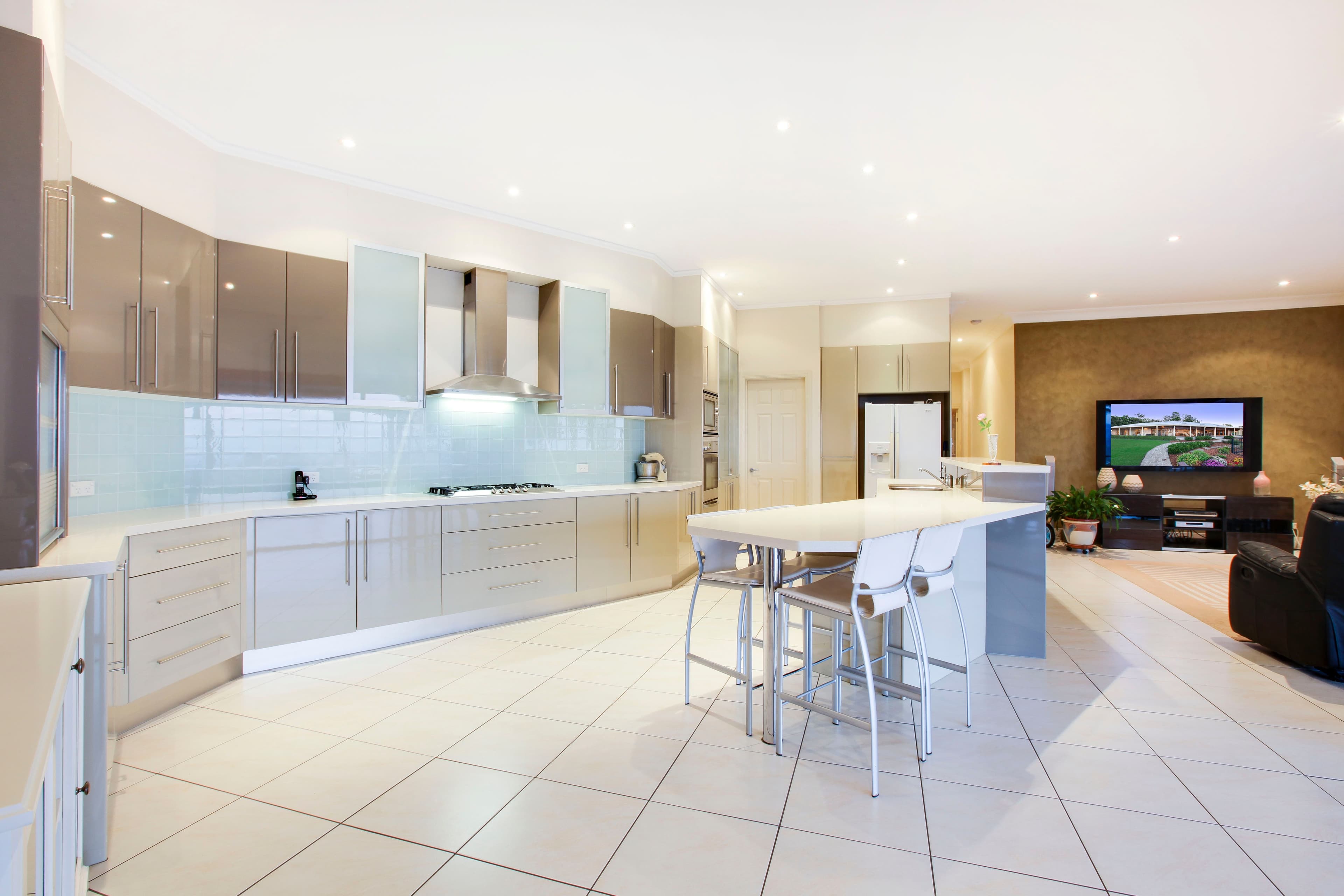 47 Glenrowan Drive, Tallai QLD 4213, Tallai - Thumbnail 7
