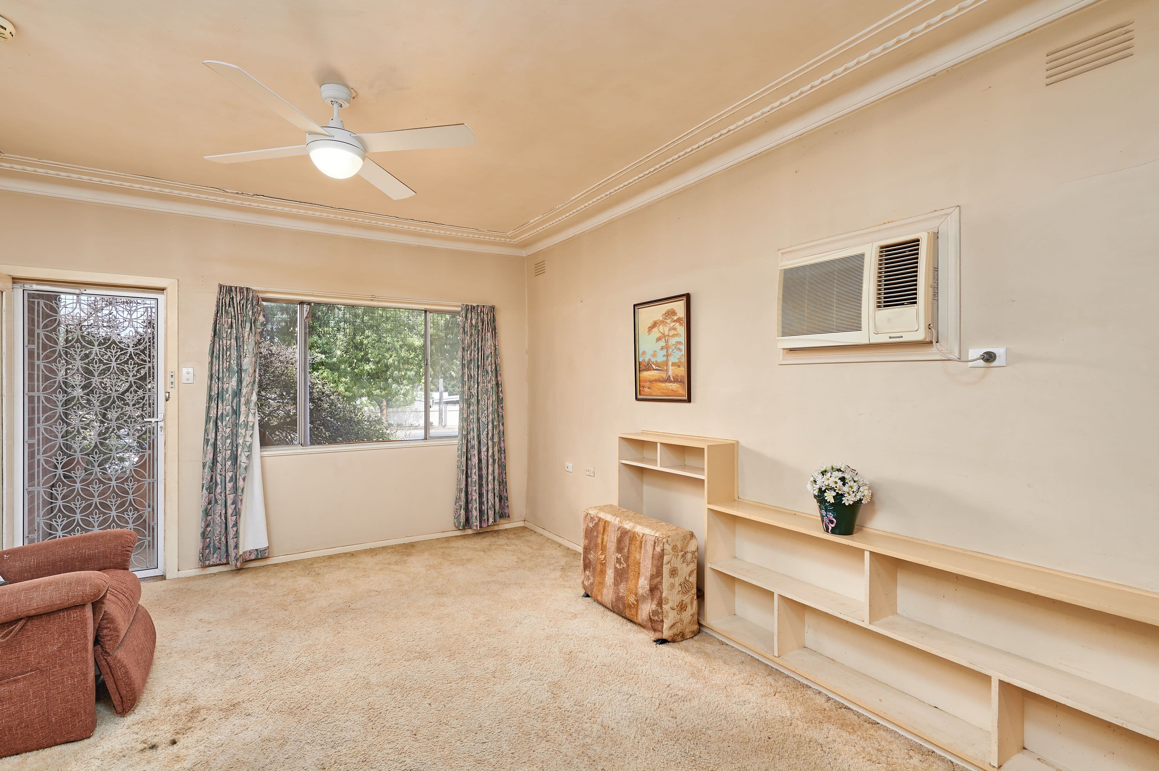 294 Lake Albert Road, Kooringal - Thumbnail 3