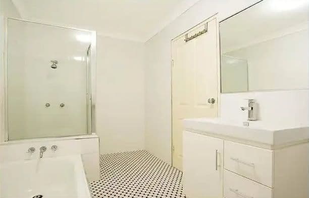 21 First Avenue, Surfers Paradise QLD 4217, Surfers Paradise - Thumbnail 6