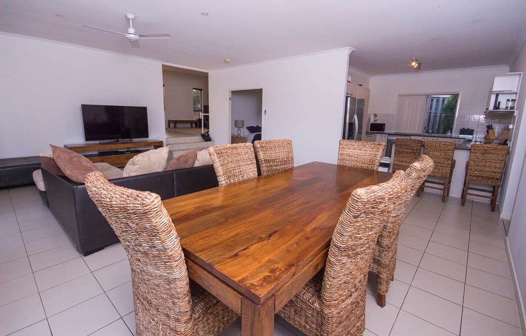 6 Skyvine Court, Upper Coomera QLD 4209, Upper Coomera - Thumbnail 4