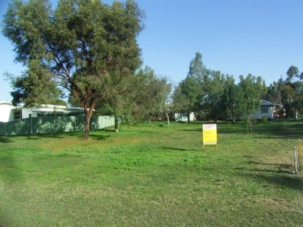 . Corner Crescent Av and Tara Road, CHINCHILLA QLD 4413, Chinchilla - Image 1