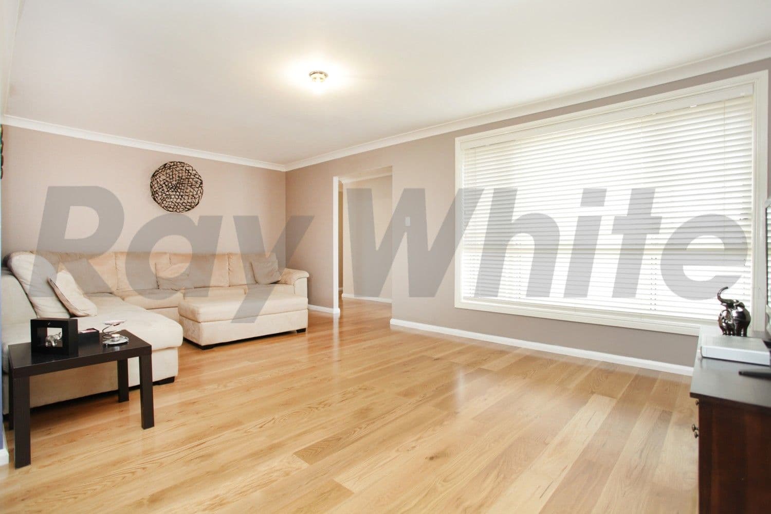 9 Camellia Avenue, GLENMORE PARK NSW 2745, Glenmore Park - Thumbnail 3