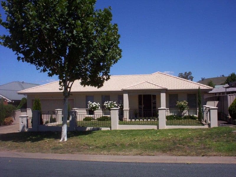 5 Avondale Drive, WODONGA VIC 3690, Wodonga - Image 1