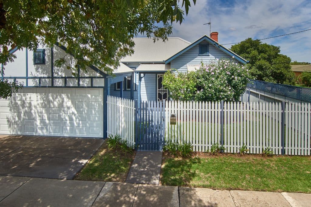 156 Forsyth Street, Wagga Wagga - Image 1