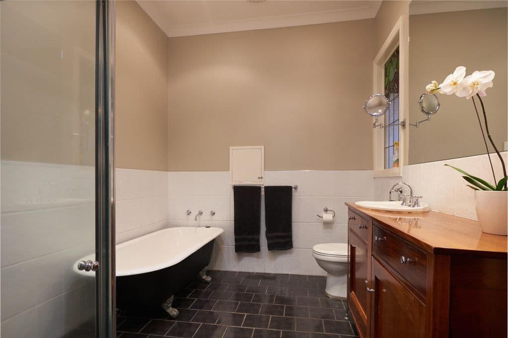 156 Forsyth Street, Wagga Wagga - Thumbnail 5