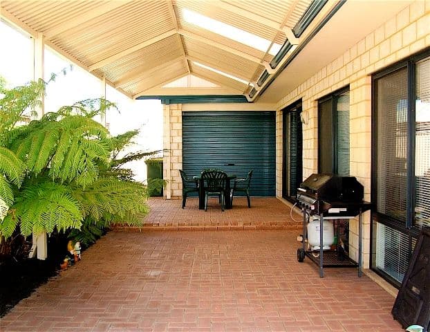 3 Bramdean Crescent, CANNING VALE WA 6155, Canning Vale - Thumbnail 3