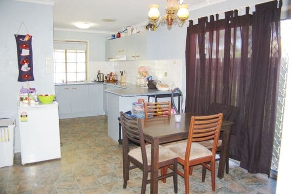 28 Dolphin Street, Deception Bay QLD 4508, Deception Bay - Thumbnail 5