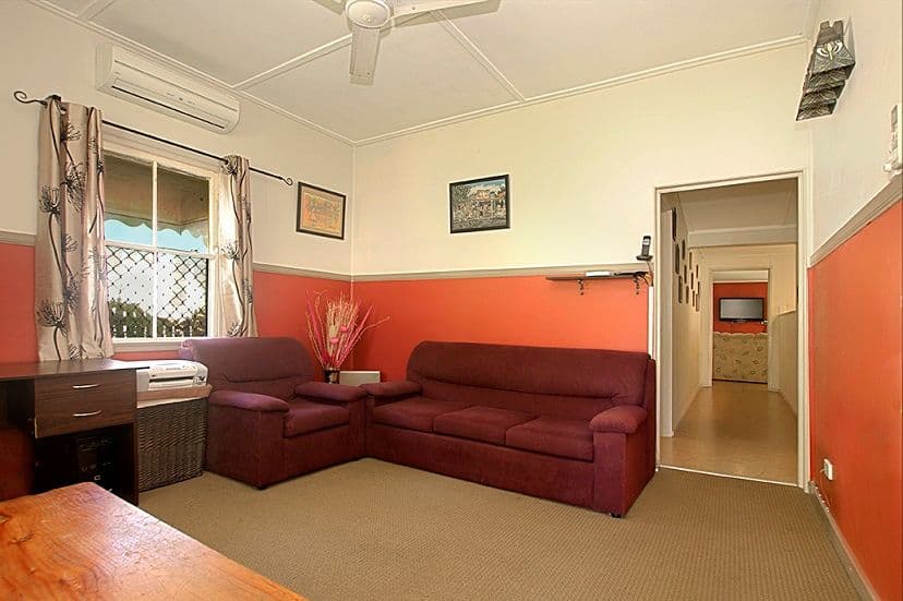4 Leigh Street, WEST END QLD 4810, West End - Thumbnail 2