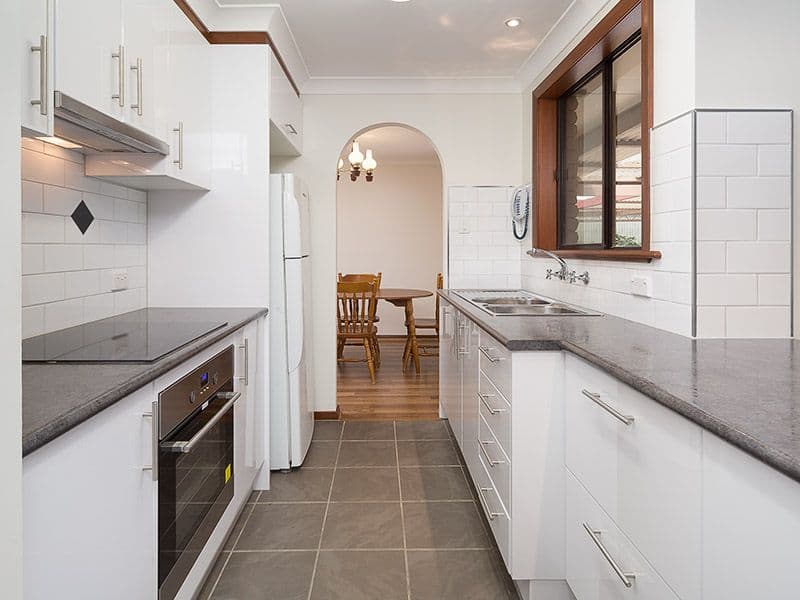 591 Heathwood Avenue, Lavington NSW 2641, Lavington - Thumbnail 2