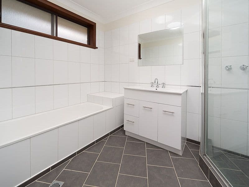 591 Heathwood Avenue, Lavington NSW 2641, Lavington - Thumbnail 4