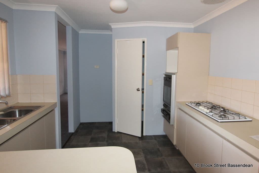 10 Brook Street, BASSENDEAN WA 6054, Bassendean - Thumbnail 5
