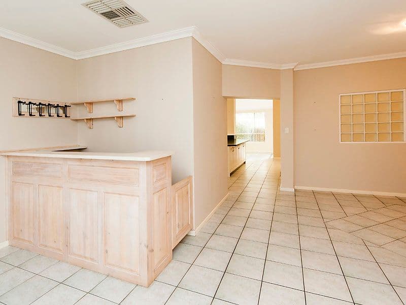 28 Goodwood Way, CANNING VALE WA 6155, Canning Vale - Thumbnail 3