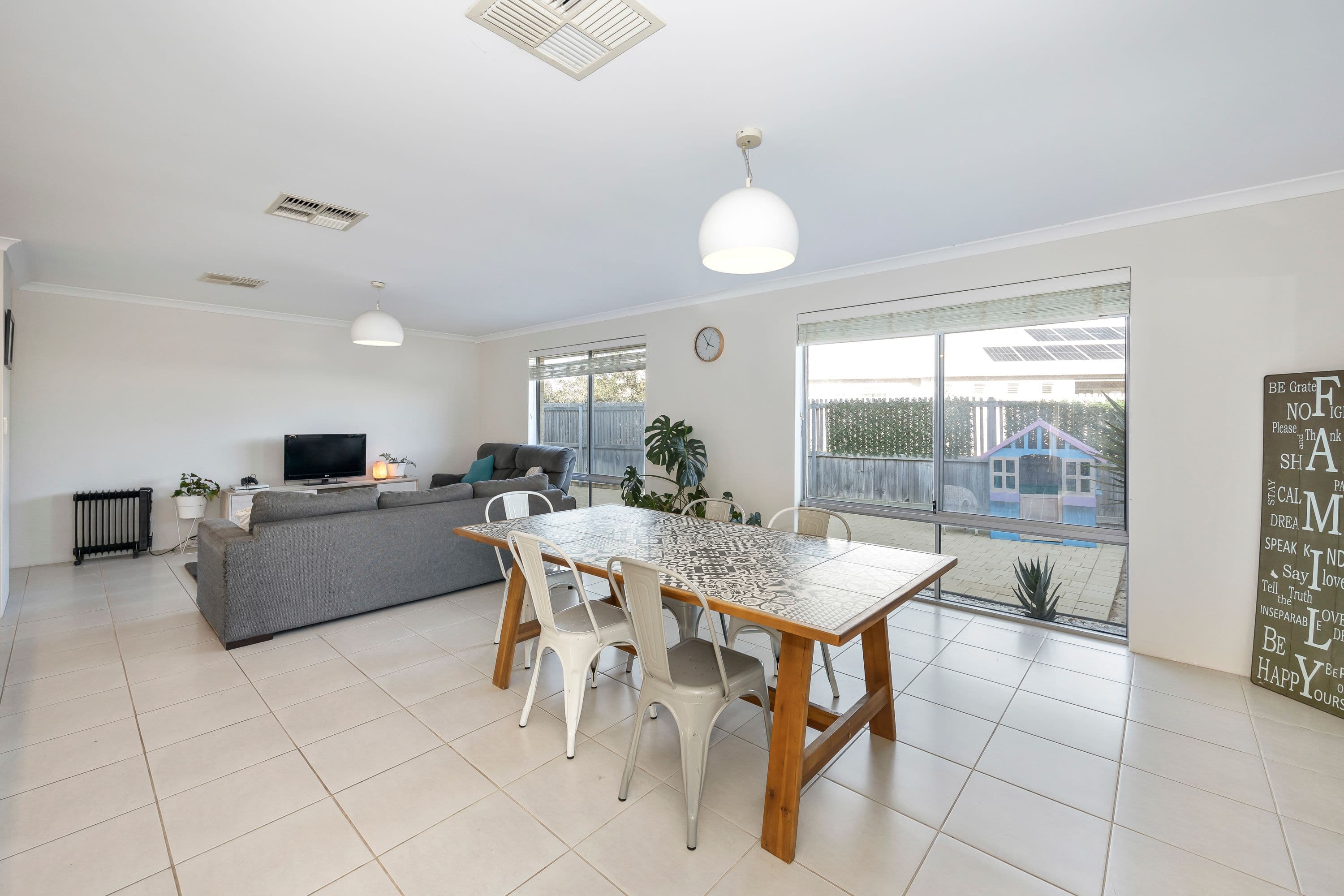 19 Firewood Vista, Yanchep WA 6035, Yanchep - Thumbnail 3