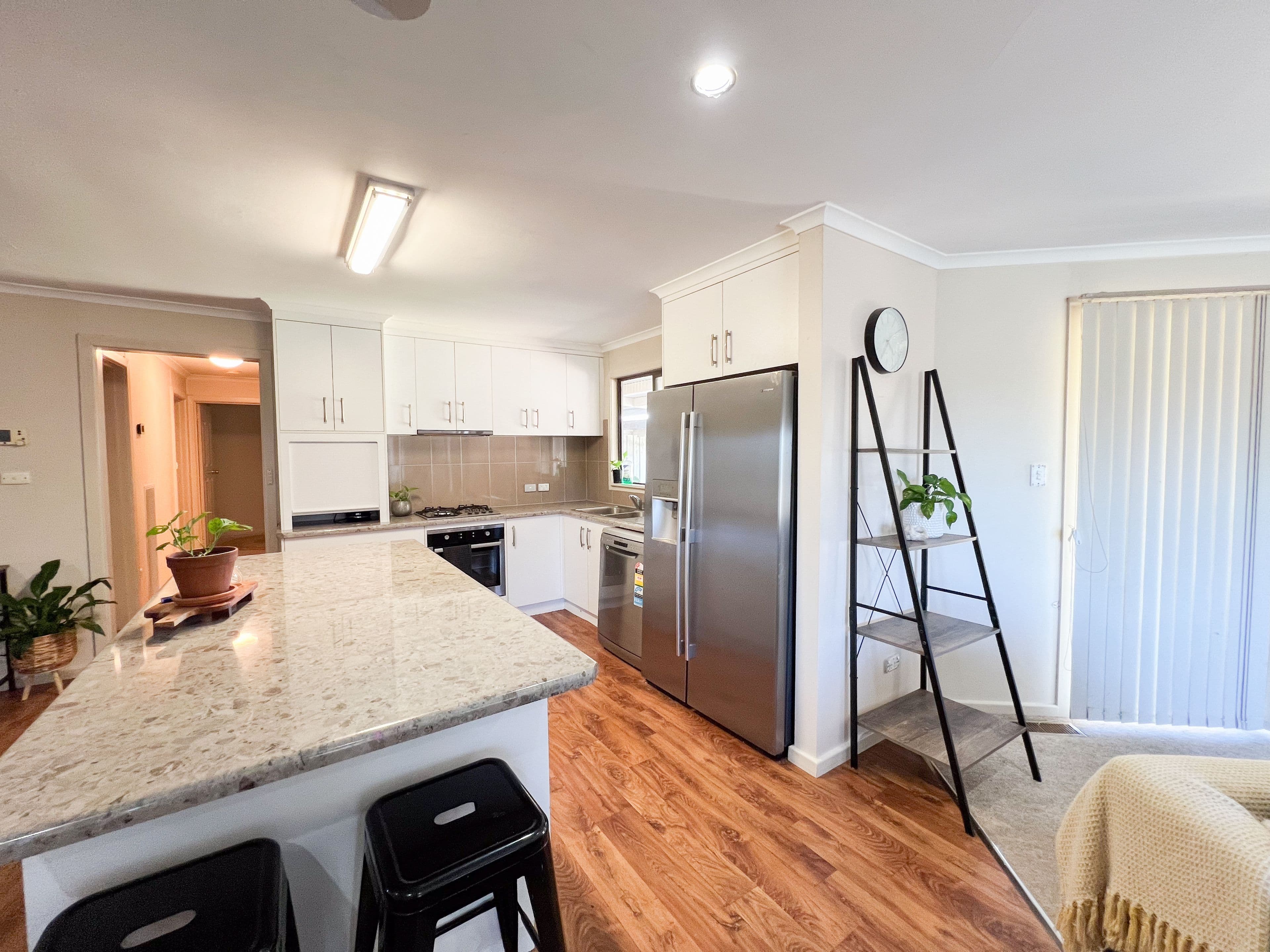 29 Chauvel Street, West Wyalong NSW 2671, West Wyalong - Thumbnail 2
