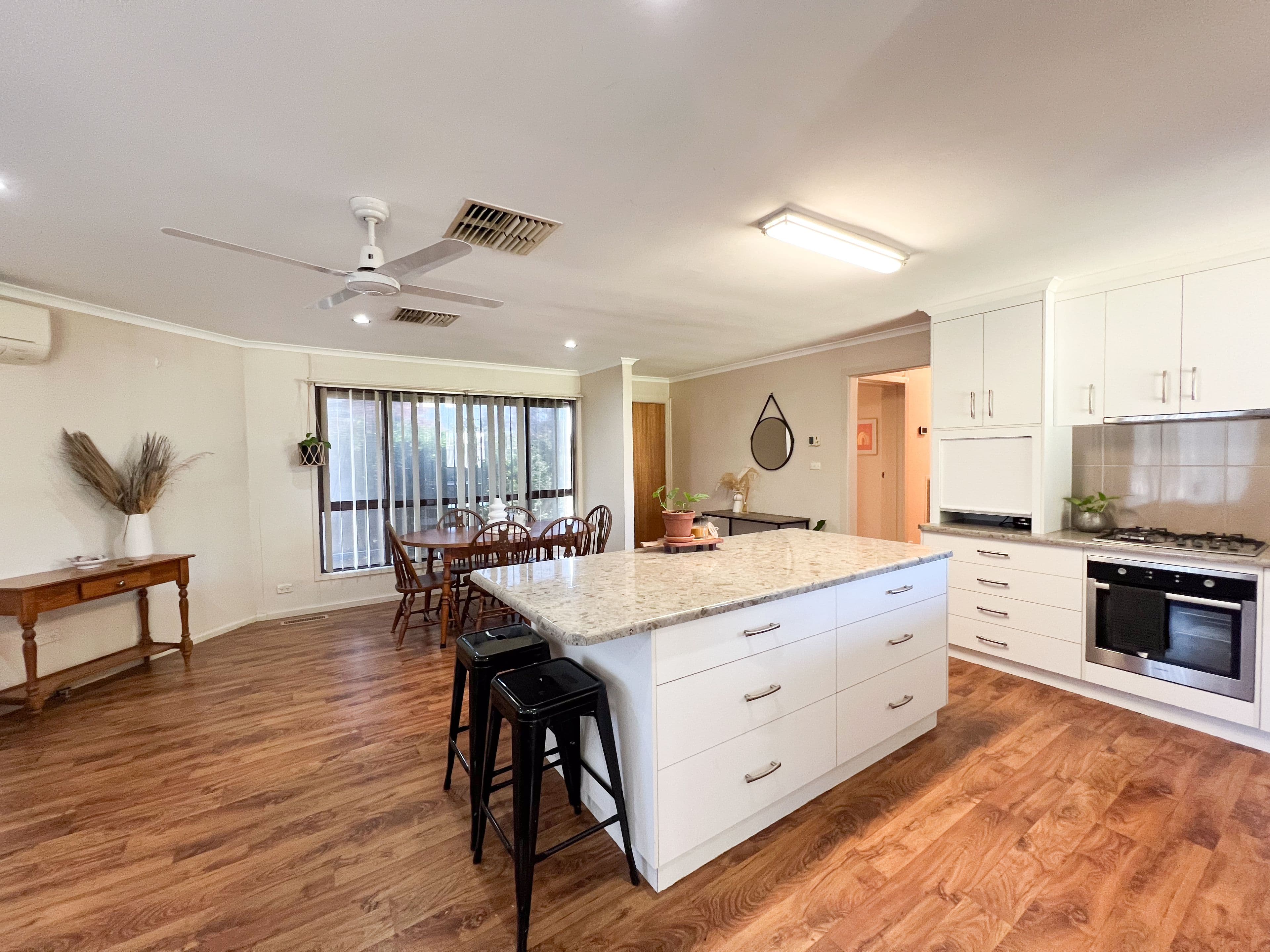 29 Chauvel Street, West Wyalong NSW 2671, West Wyalong - Thumbnail 3