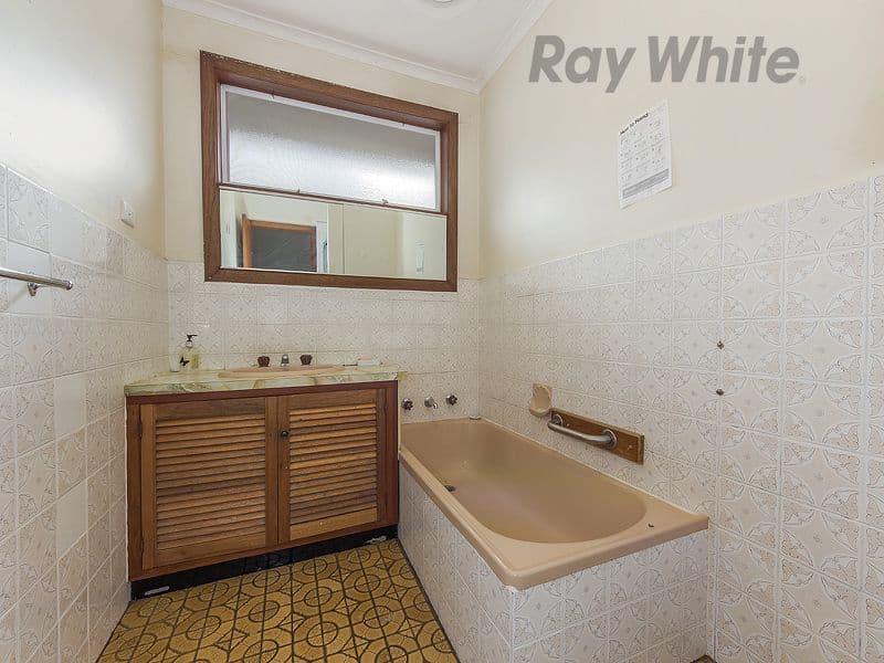 58 Walmer Avenue, St Albans VIC 3021, St Albans - Thumbnail 4