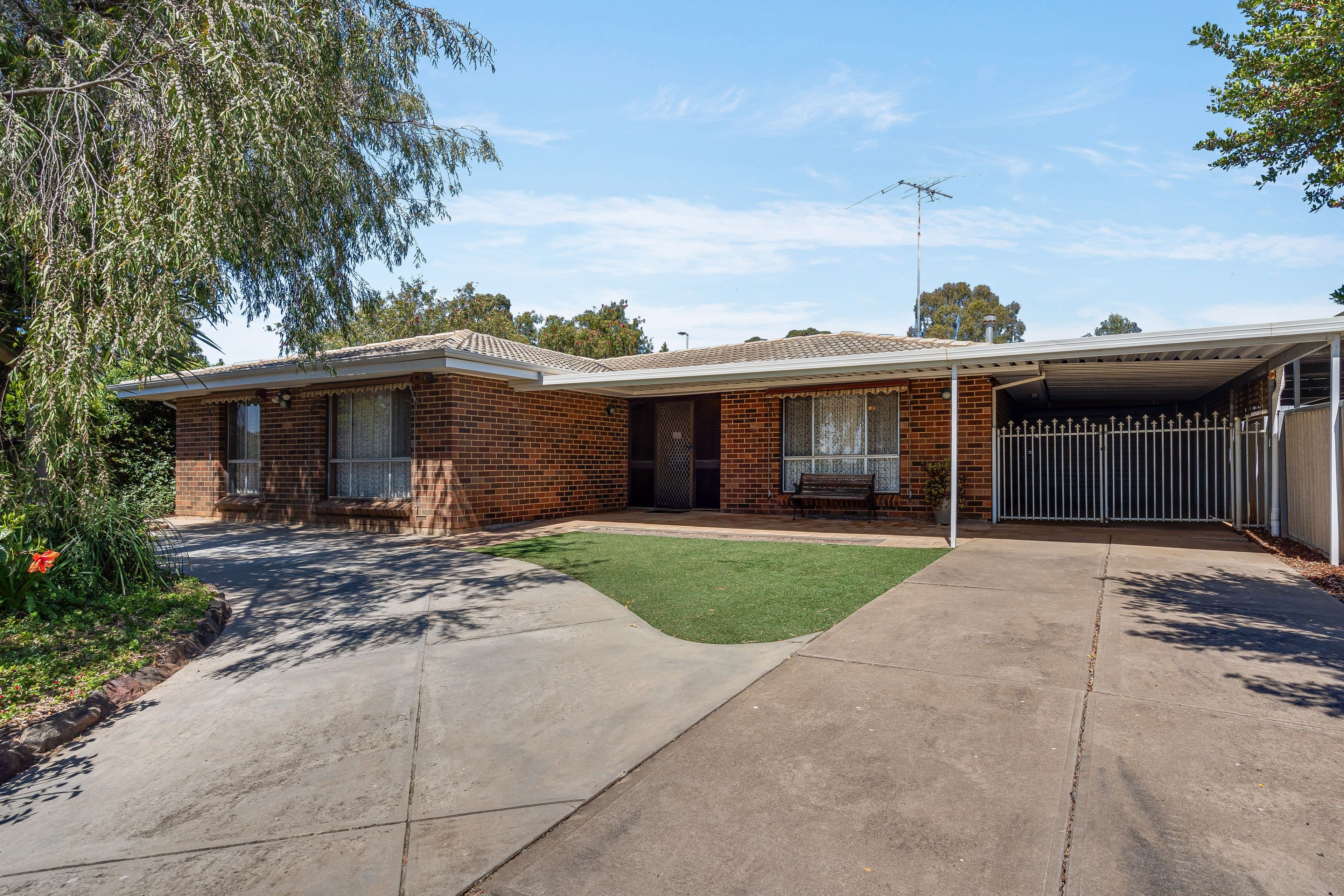 19 Alicante Avenue, Wynn Vale SA 5127, Wynn Vale - Image 1