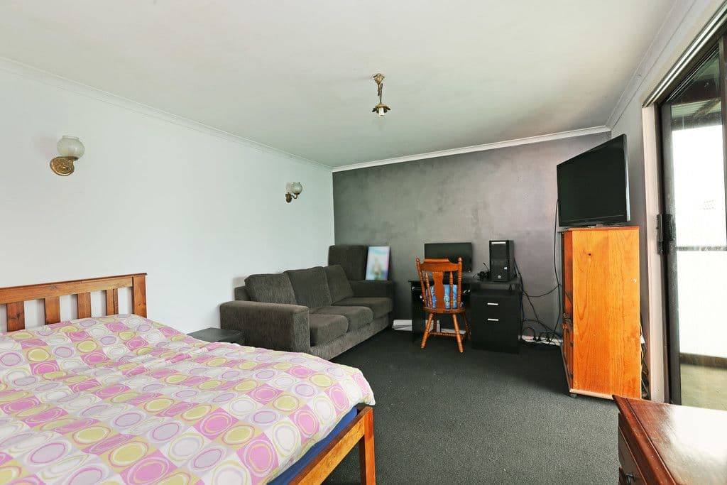 22 Pembroke Street, Corio VIC 3214, Corio - Thumbnail 5