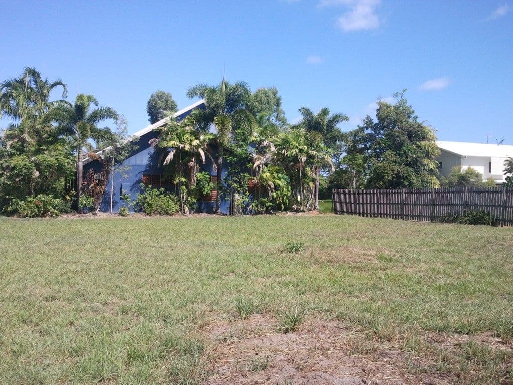 20 Holland Street, WONGALING BEACH QLD 4852, Wongaling Beach - Image 1