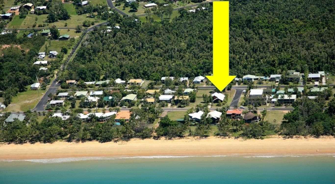 20 Holland Street, WONGALING BEACH QLD 4852, Wongaling Beach - Thumbnail 2