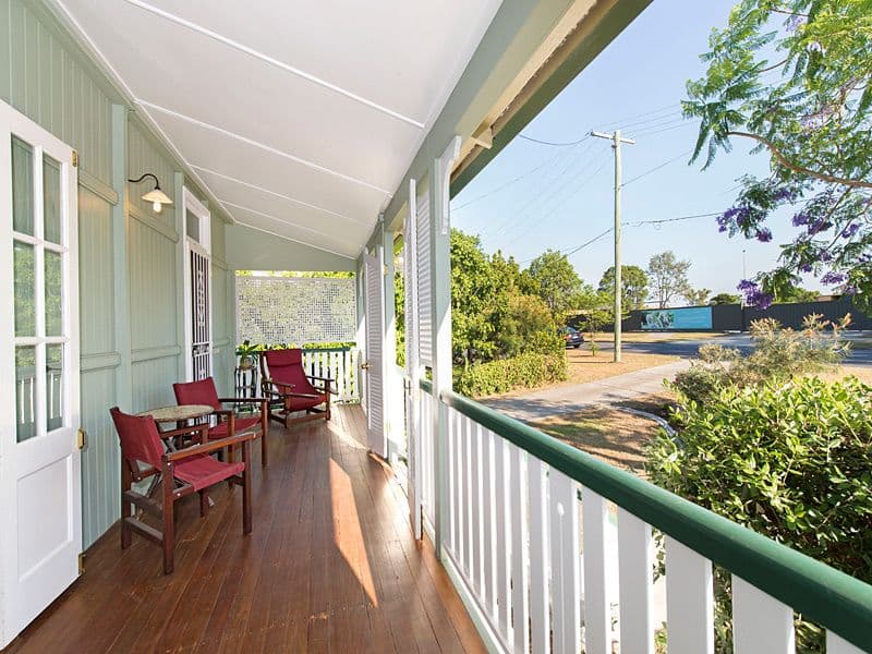 9 Menin Road, CORINDA QLD 4075, Corinda - Thumbnail 2