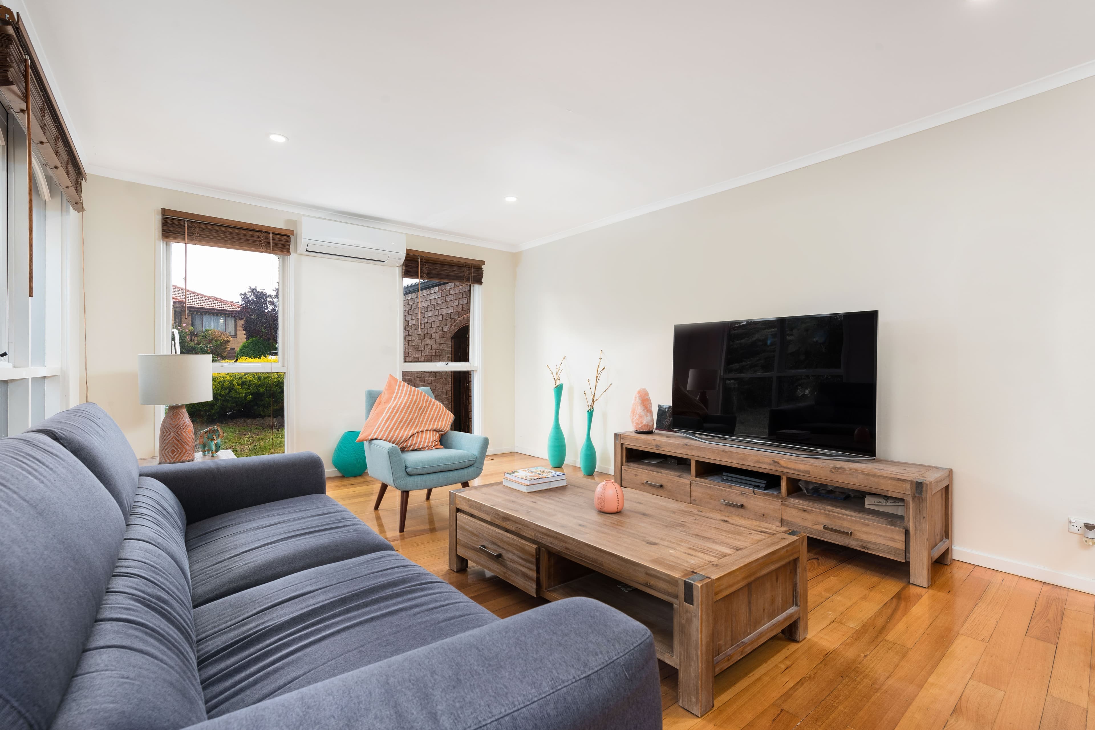 8 Virginia Crescent, Bundoora VIC 3083, Bundoora - Thumbnail 2
