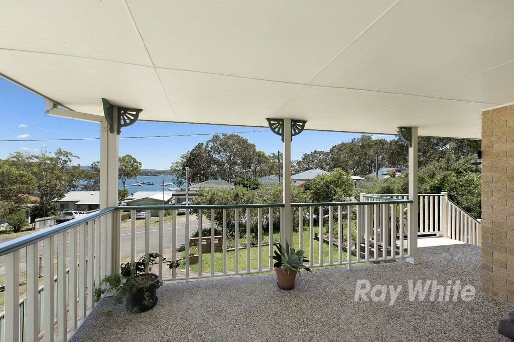 98 Watkins Road, Wangi Wangi - Thumbnail 2