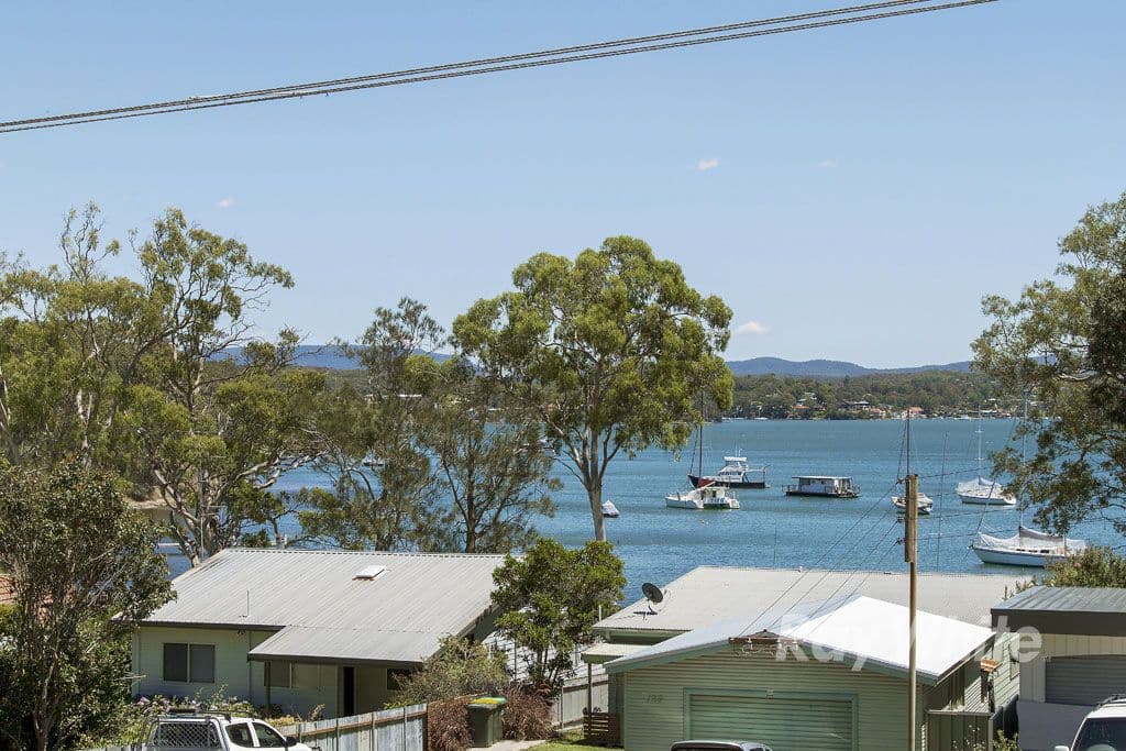 98 Watkins Road, Wangi Wangi - Thumbnail 6