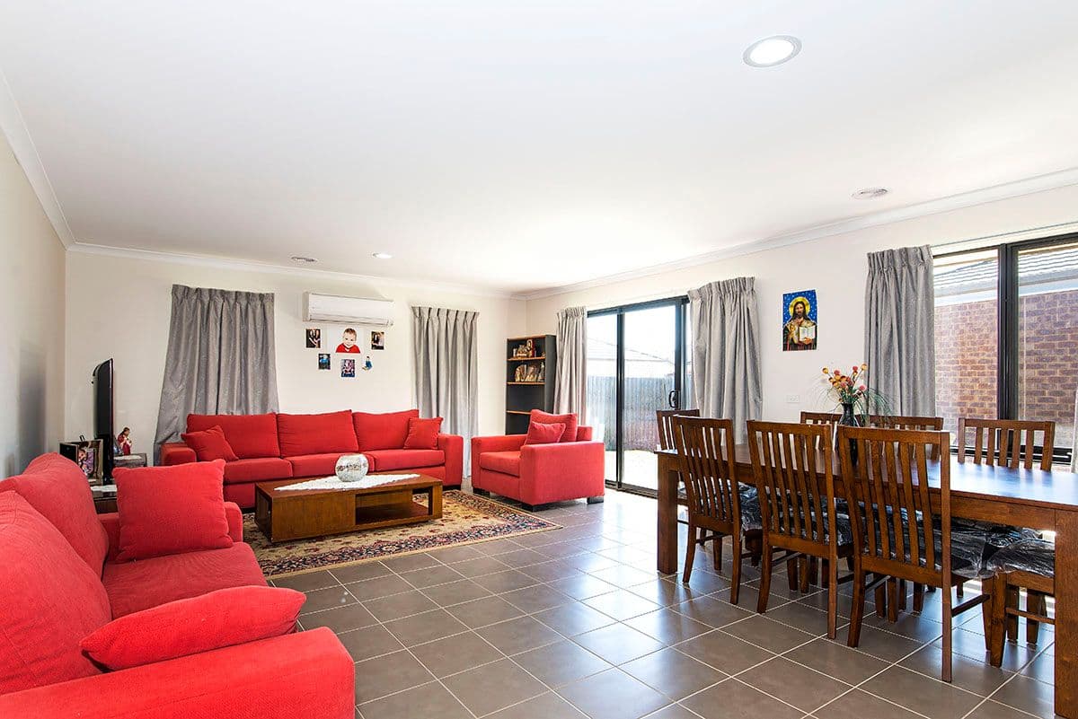 3 Mottled Avenue, Epping VIC 3076, Epping - Thumbnail 3