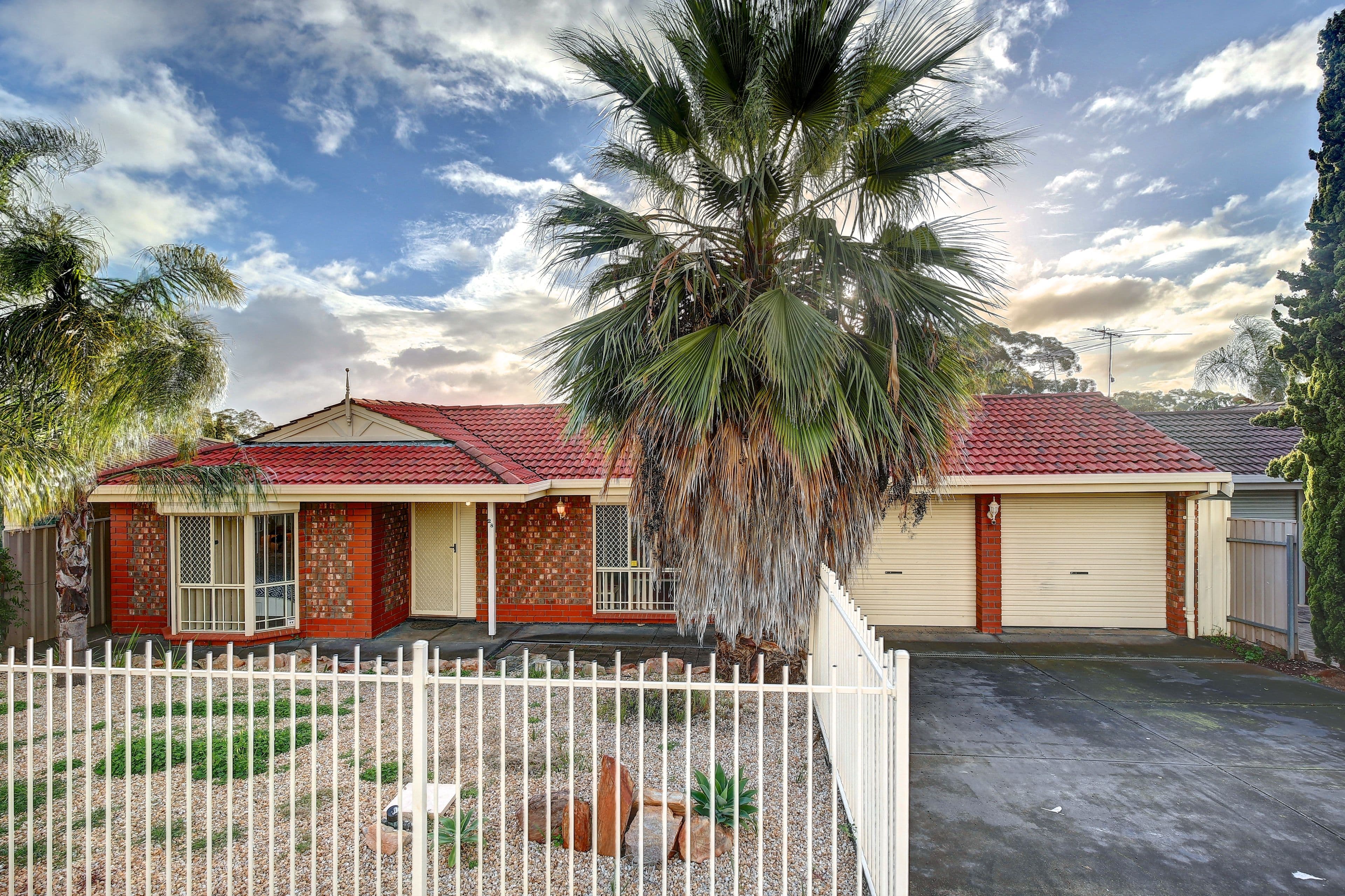 28 Browne Circuit, Craigmore SA 5114, Craigmore - Image 1