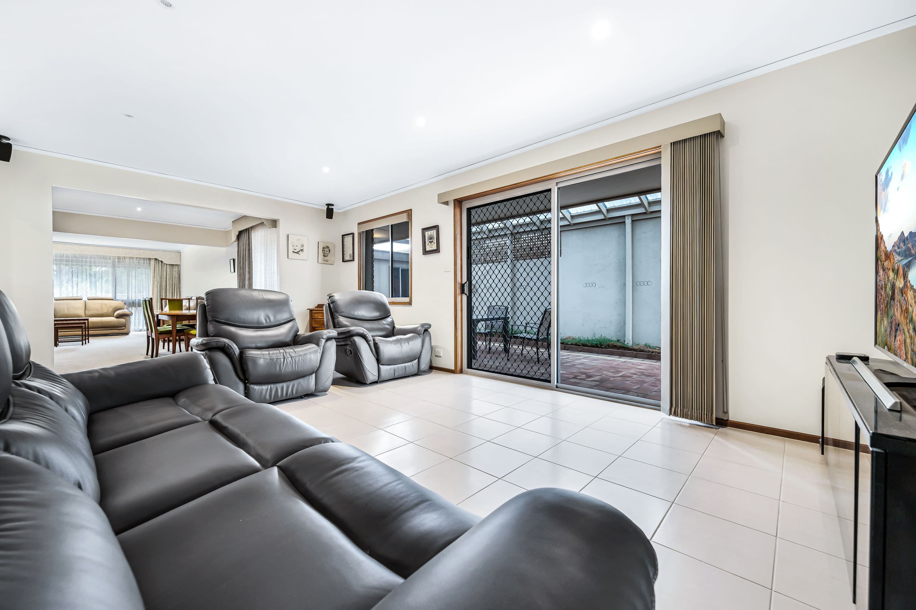 30 Maylands Crescent, Glen Waverley VIC 3150, Glen Waverley - Thumbnail 4