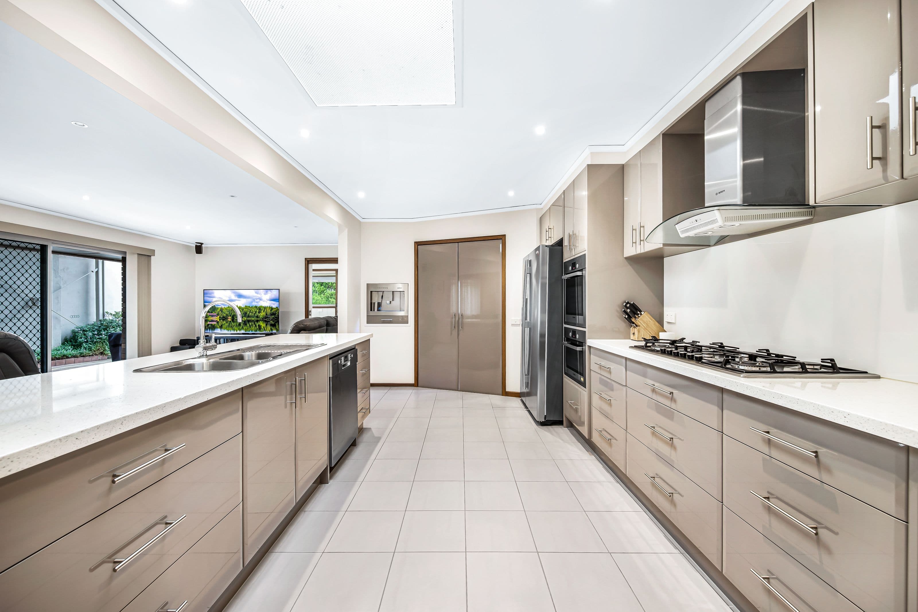 30 Maylands Crescent, Glen Waverley VIC 3150, Glen Waverley - Thumbnail 5