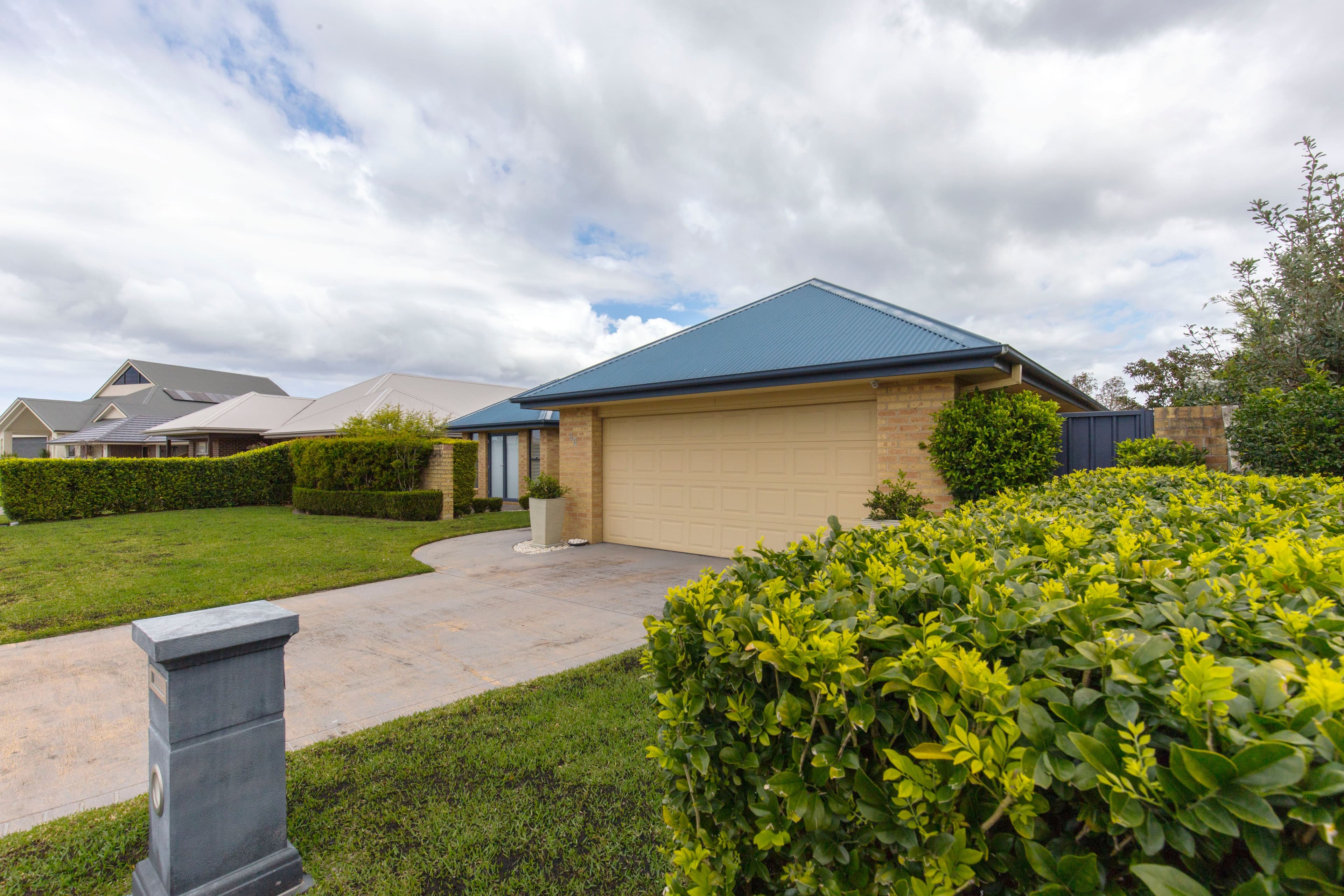 30 Windward Circuit, Tea Gardens - Image 1