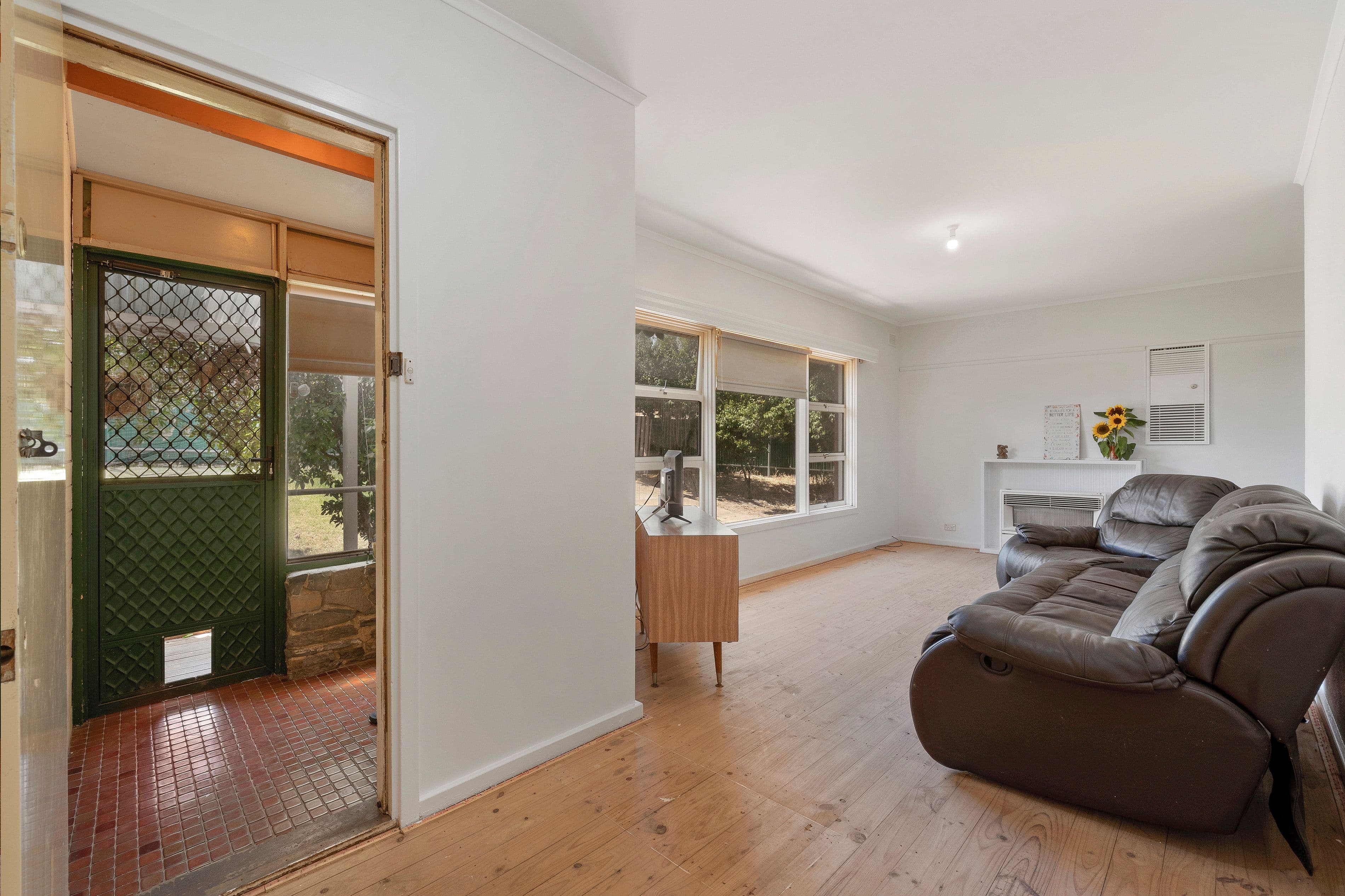 28 Norongo Street, O'Sullivan Beach SA 5166, O'Sullivan Beach - Thumbnail 3