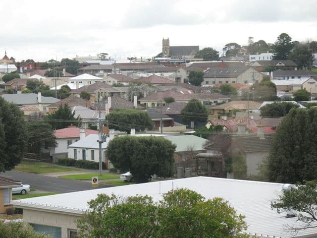 37 Japan Street, WARRNAMBOOL VIC 3280, Warrnambool - Thumbnail 3