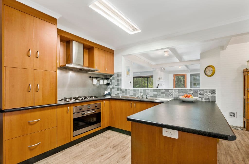 6 Pearce Street, Hill Top - Image 1