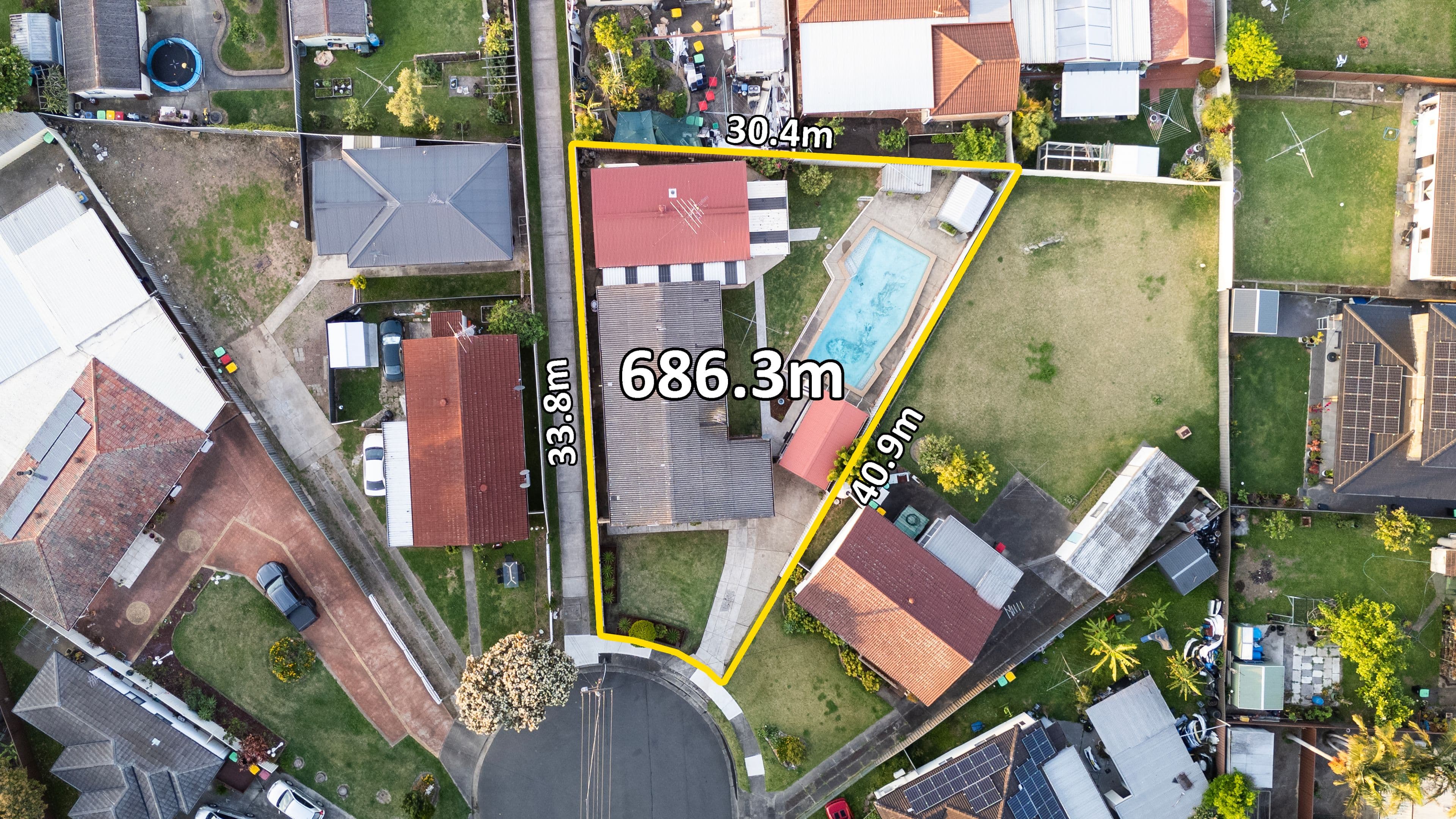 7 Barara Place, Fairfield West NSW 2165, Fairfield West - Image 1