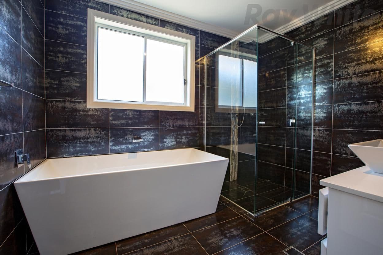 99 Dobroyd Drive, Elizabeth Hills - Thumbnail 8