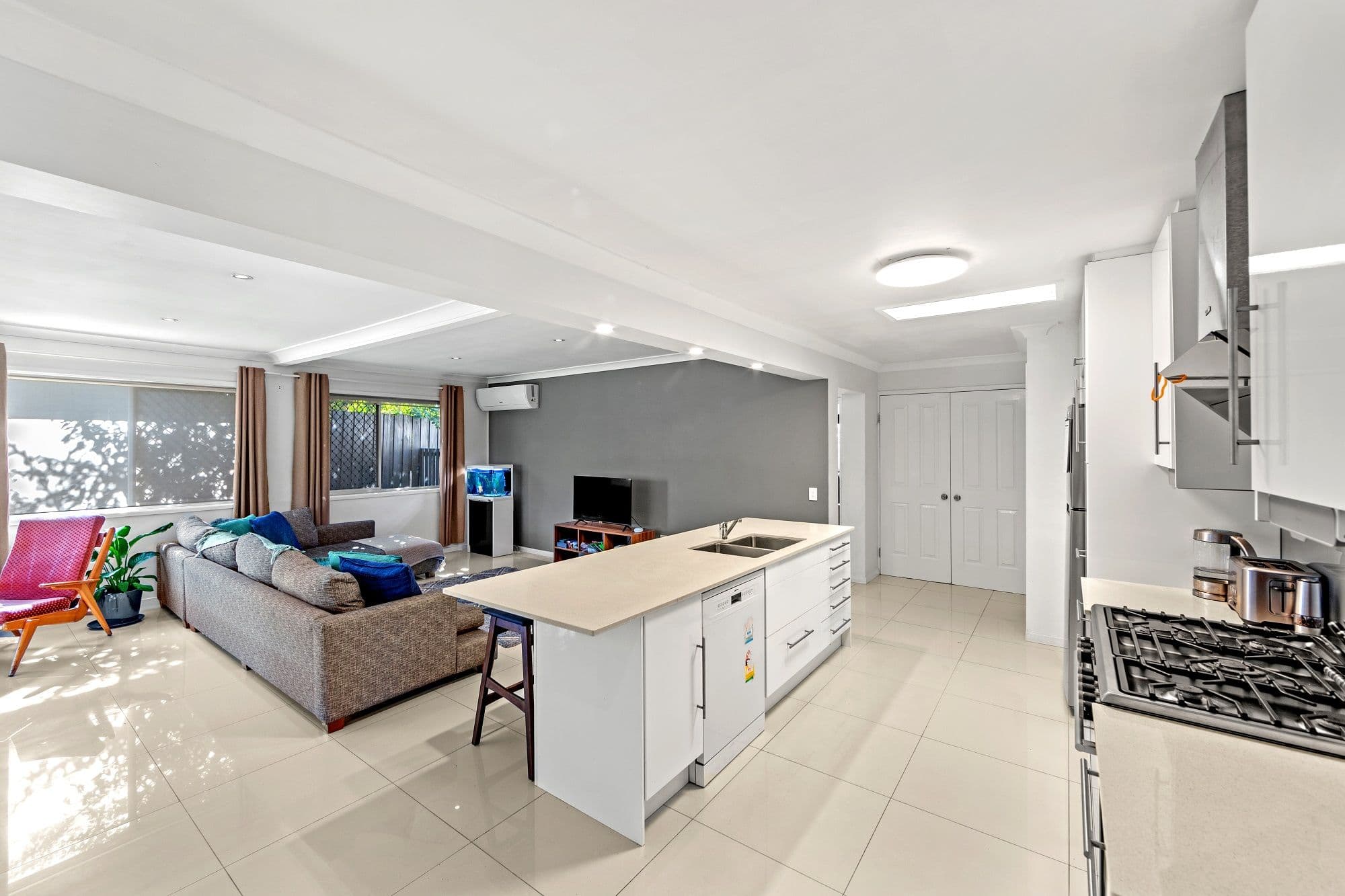 33 Mualla Drive, Ashmore QLD 4214, Ashmore - Thumbnail 4