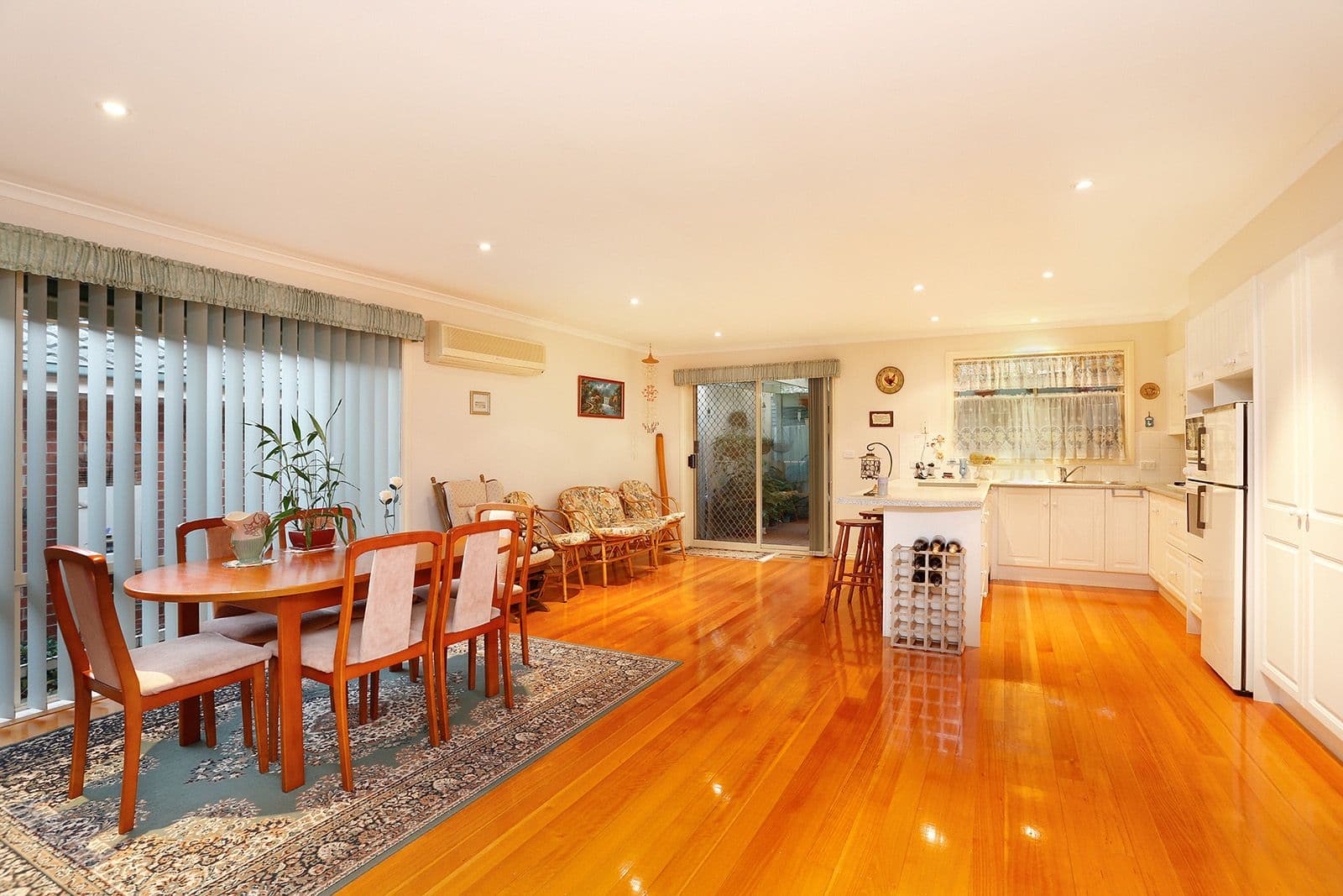 3 Wes Crescent, FERNTREE GULLY VIC 3156, Ferntree Gully - Thumbnail 2