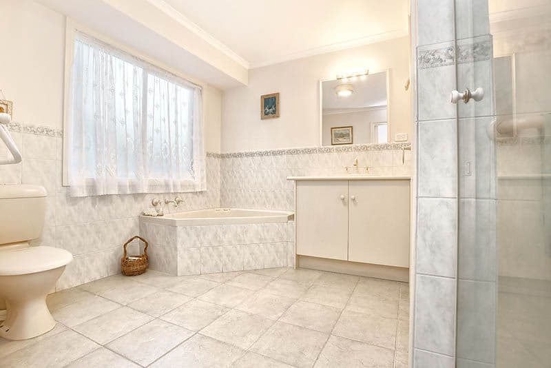 3 Wes Crescent, FERNTREE GULLY VIC 3156, Ferntree Gully - Thumbnail 6
