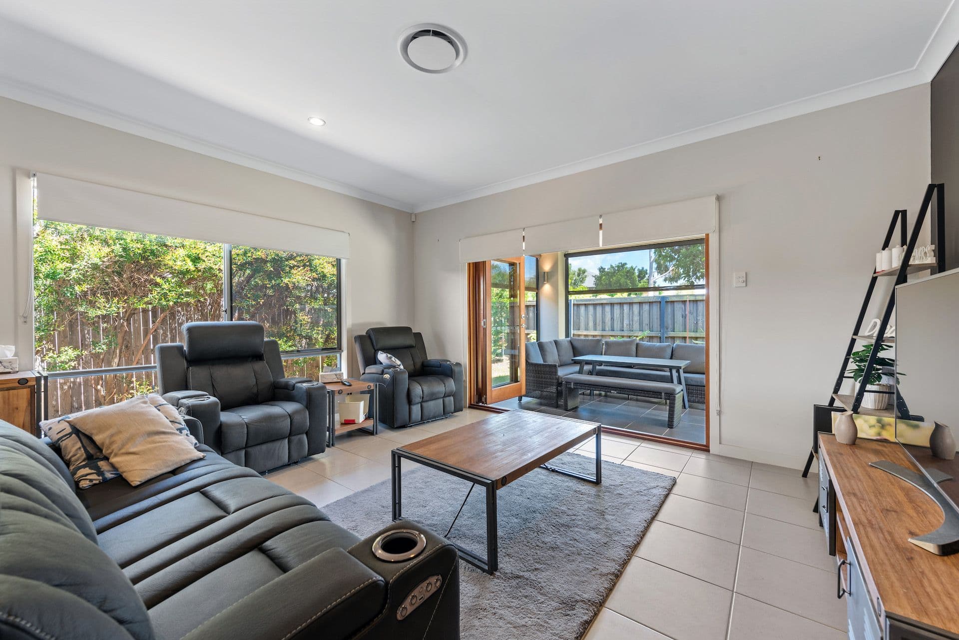5 Crenshaw Street, North Lakes QLD 4509, North Lakes - Thumbnail 3