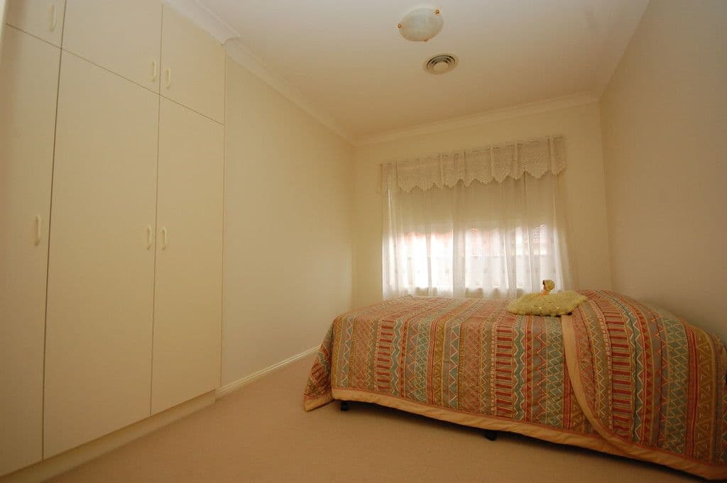 17 Dickson Road, Griffith NSW 2680, Griffith - Thumbnail 8