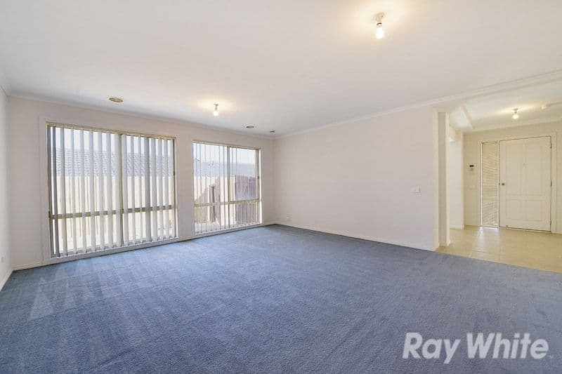 88 Earlsfield Drive, Berwick VIC 3806, Berwick - Thumbnail 2
