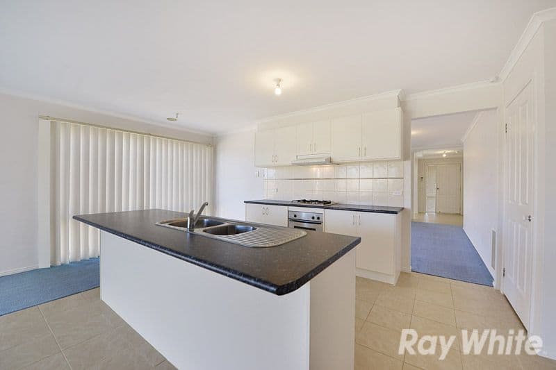 88 Earlsfield Drive, Berwick VIC 3806, Berwick - Thumbnail 5