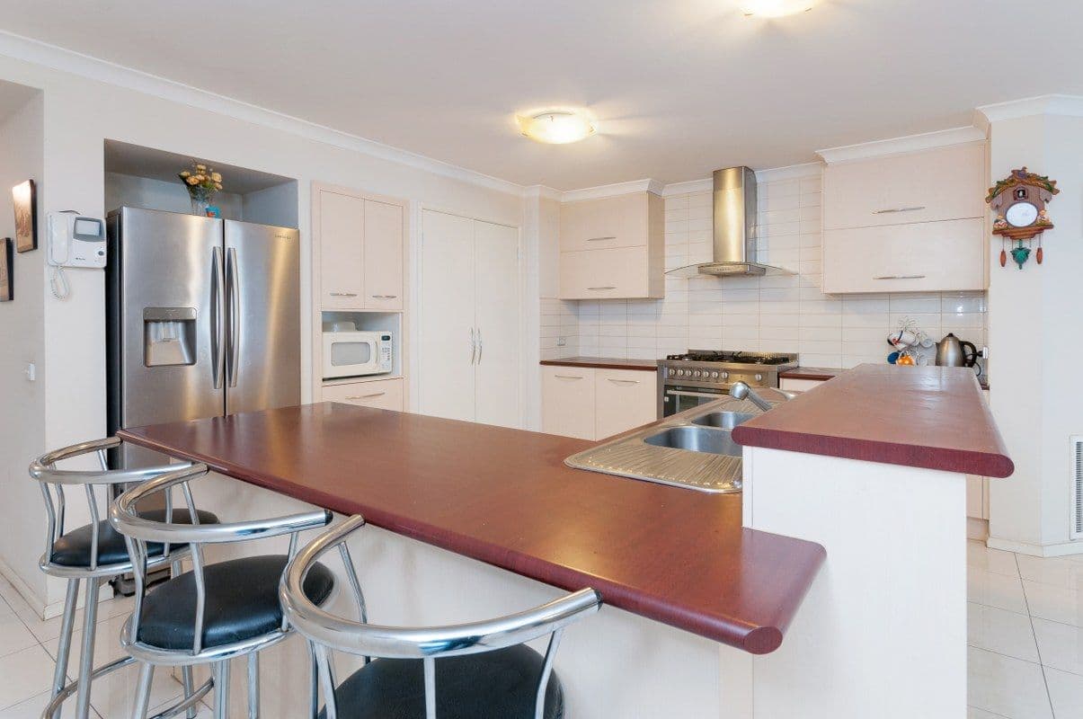 95 Golfview Drive, CRAIGIEBURN VIC 3064, Craigieburn - Thumbnail 2
