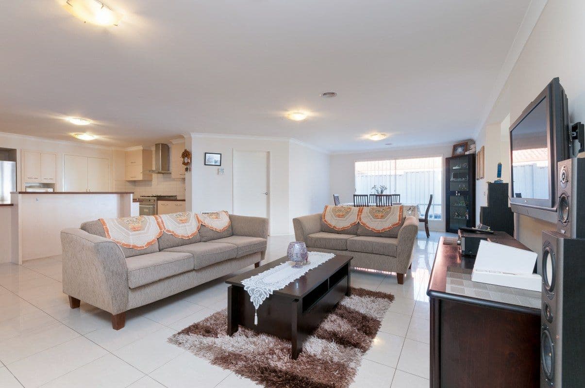 95 Golfview Drive, CRAIGIEBURN VIC 3064, Craigieburn - Thumbnail 3