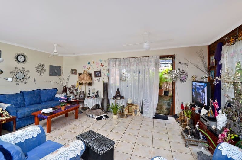 44 Pindari Avenue, BURLEIGH HEADS QLD 4220, Burleigh Heads - Thumbnail 3